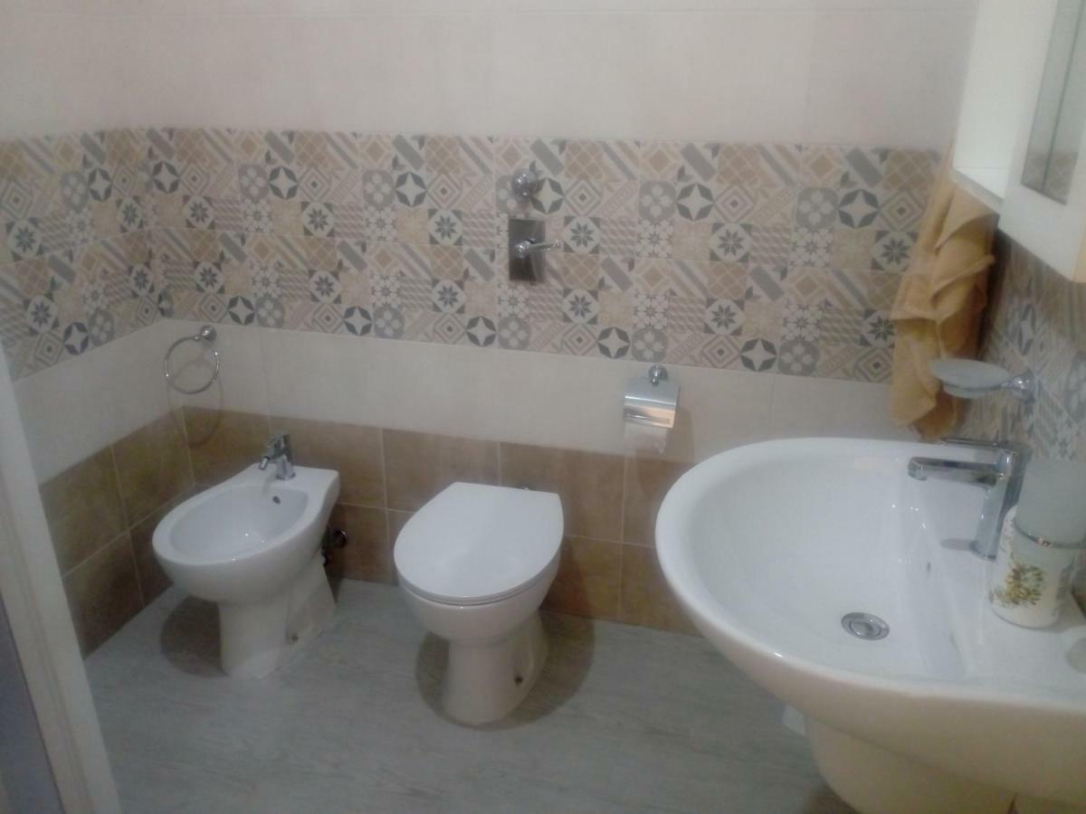 Casa Vacanze Scurati Custonaci Exterior foto
